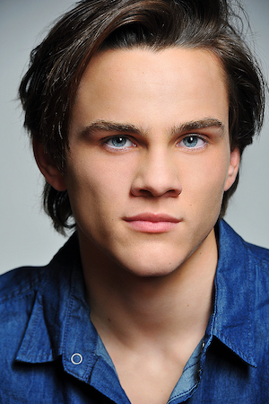 Alex Neustaedter tüm dizileri dizigom'da