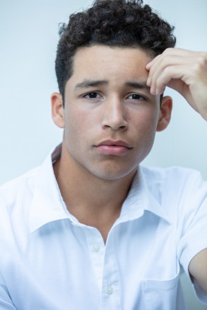 Andrew Liner tüm dizileri dizigom'da