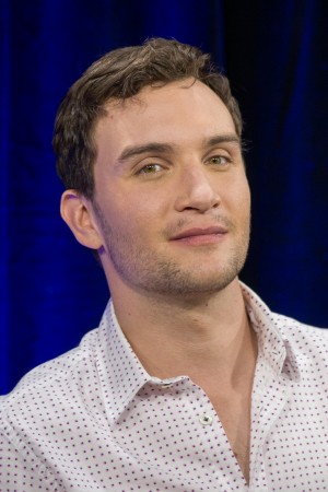 Ari Millen tüm dizileri dizigom'da