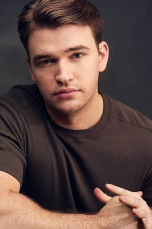 Burkely Duffield tüm dizileri dizigom'da