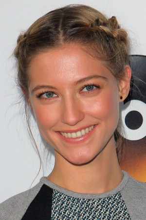 Caitlin Gerard tüm dizileri dizigom'da