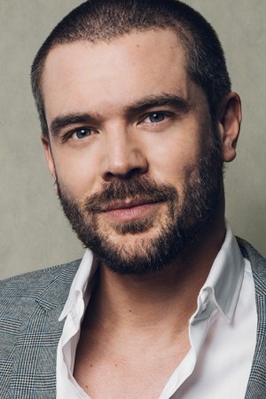 Charlie Weber tüm dizileri dizigom'da