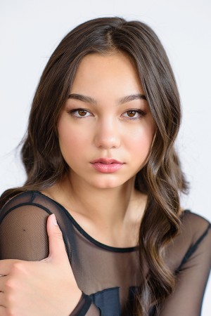 Devyn Nekoda tüm dizileri dizigom'da