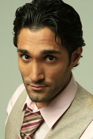 Dominic Rains tüm dizileri dizigom'da