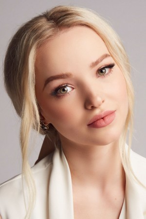 Dove Cameron tüm dizileri dizigom'da