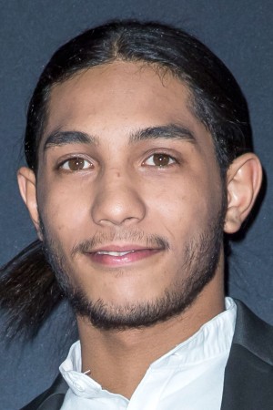 Dylan Robert tüm dizileri dizigom'da