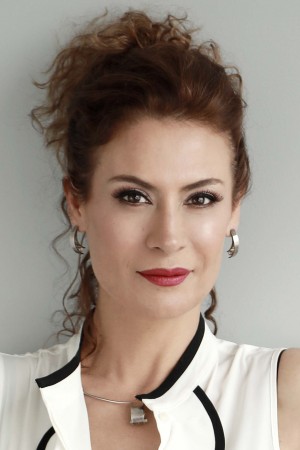 Katherine Vélez tüm dizileri dizigom'da