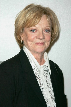 Maggie Smith tüm dizileri dizigom'da