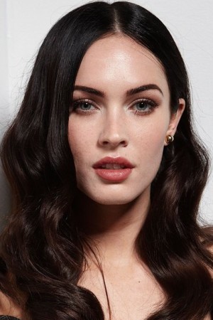Megan Fox tüm dizileri dizigom'da