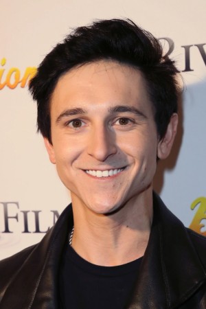 Mitchel Musso tüm dizileri dizigom'da