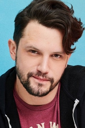 Nathan Parsons tüm dizileri dizigom'da