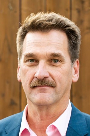 Pete Gardner tüm dizileri dizigom'da