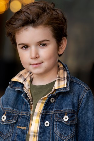 Simon Webster tüm dizileri dizigom'da