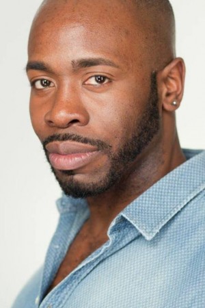 Stephen Conrad Moore tüm dizileri dizigom'da