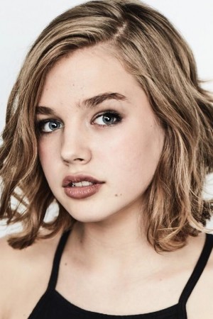 Teagan Croft tüm dizileri dizigom'da