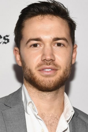 Tom Ainsley tüm dizileri dizigom'da