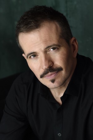 Tygh Runyan tüm dizileri dizigom'da