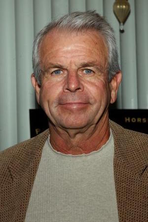 William Devane tüm dizileri dizigom'da