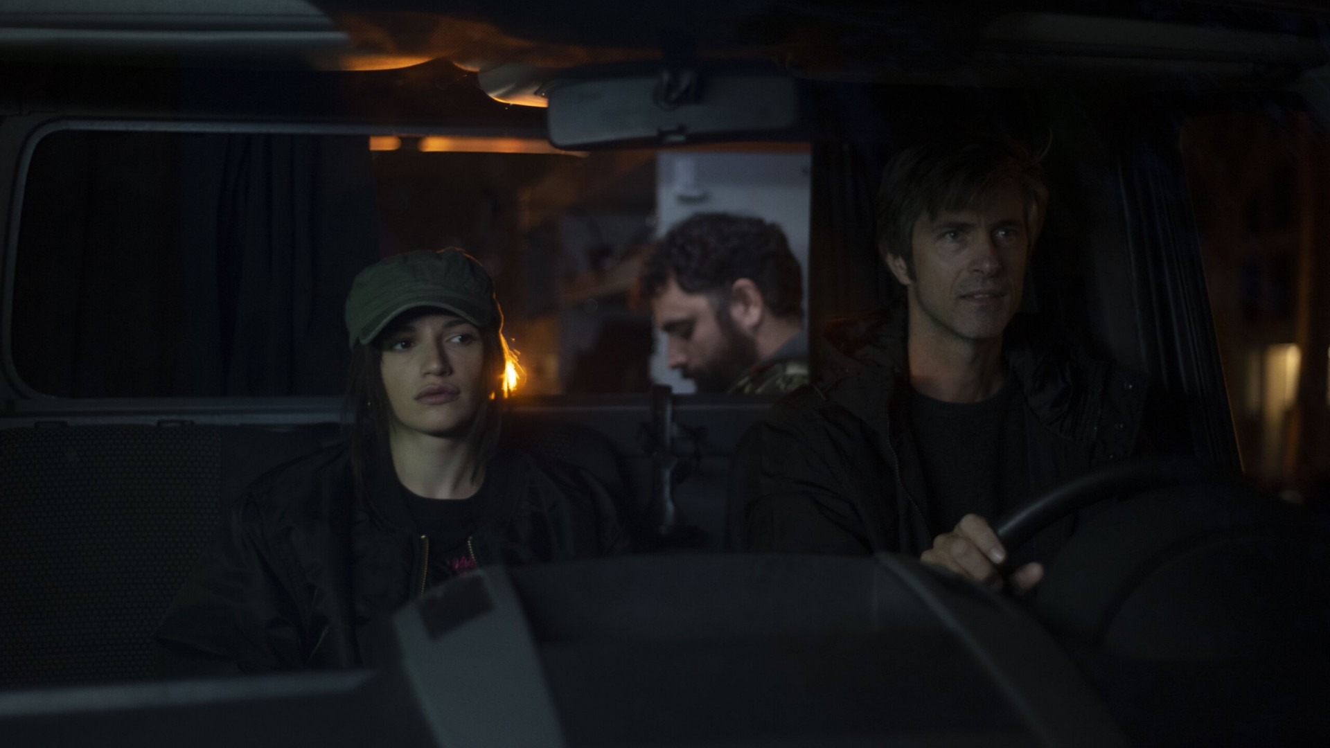 Everybody Loves Diamonds 1. Sezon 8. Bölüm