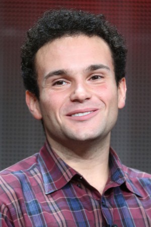 Troy Gentile tüm dizileri dizigom'da