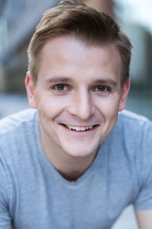 Szymon Piotr Warszawski tüm dizileri dizigom'da