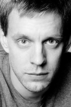 Steven Elder tüm dizileri dizigom'da