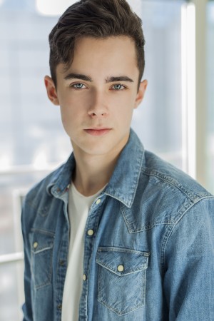 Ben Cockell tüm dizileri dizigom'da