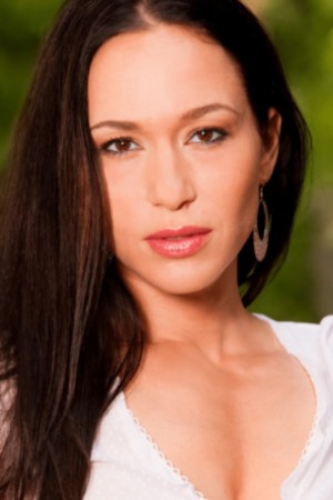 Sharon Taylor tüm dizileri dizigom'da