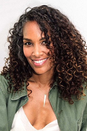 Mara Brock Akil tüm dizileri dizigom'da