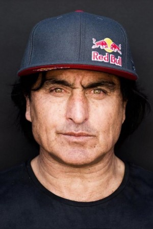 Ross Clarke-Jones tüm dizileri dizigom'da