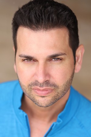 Adrian R'Mante tüm dizileri dizigom'da